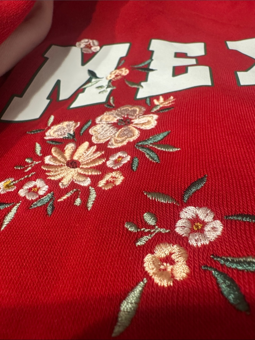 Zoe + Liv Mexico Fleece jacket with White Floral Appliqué - Picture 3 of 3